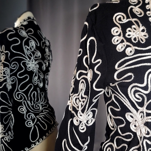 S Once Again White and black hand Cardigan - Picture 5 of 13